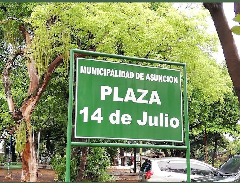 La plaza "14 de Julio".