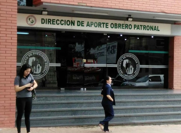 Dirección de Aporte Obrero Patronal del IPS.