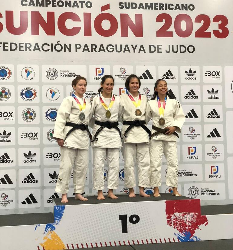 Medallistas del Team Guaraní que conquistaron preseas en el Sudamericano de Judo.