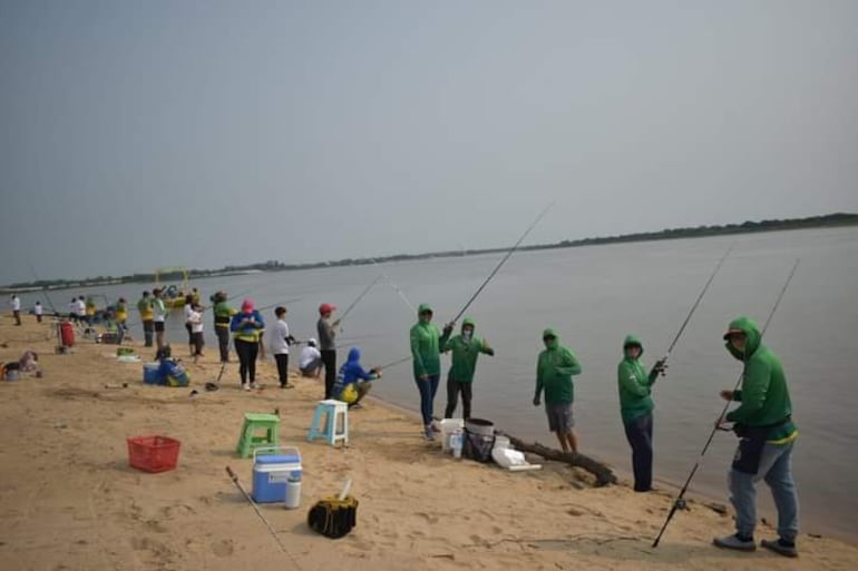 Otro de los atractivos turísticos en Pilar es la competencia de pesca en familia que se realizará el próximo sábado 12 de octubre.