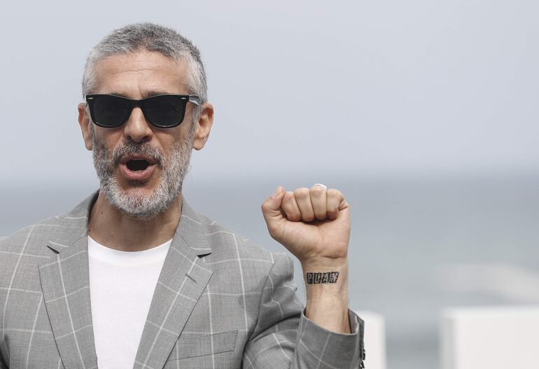 El actor Leonardo Sbaraglia, posa este martes durante la presentación de la película "Puan", en el 71 Festival Internacional de Cine de San Sebastián.