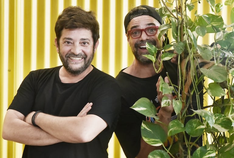 Pablo Rago y Luciano Castro prometen muchas risas a quienes vayan a ver "El Divorcio" los próximos 11 y 12 de noviembre en el Teatro José Asunción Flores. (Pedro González)