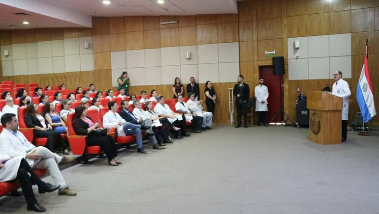 Varias autoridades de la Facultad de Ciencias Médicas estuvieron presente en la presentación de la ejecución del presupuesto vigente.