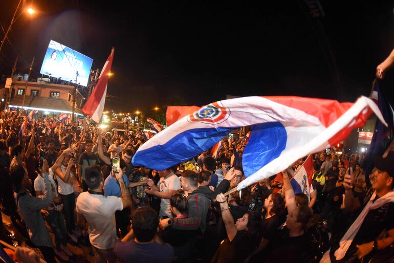 La acusación fiscal señala que Paraguayo Cubas fue el instigador de las violentas protestas registradas frente al TSJE tras las Elecciones Generales de 2023.