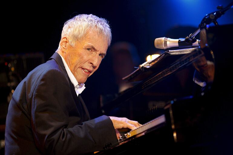 El compositor y pianista Burt Bacharach durante el Festival de Jazz en Rotterdam (Países Bajos). El artista falleció hoy a los 94 años.