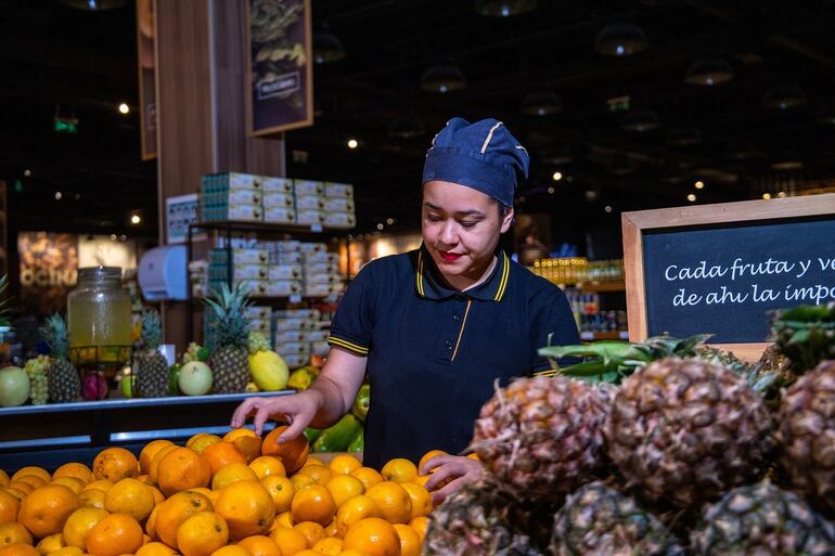 Los supermercados cuentan con variedad de productos como parte de su oferta.