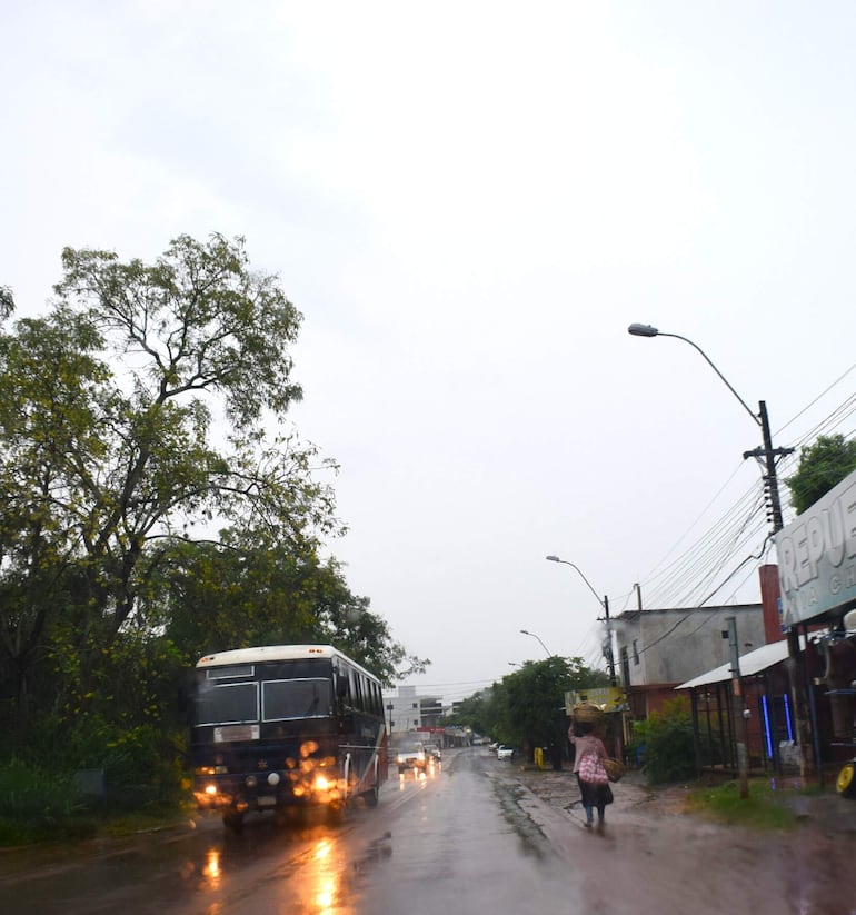 El ingreso del frente frío ya se siente en el departamento de Paraguarí y se extenderá hasta el domingo.