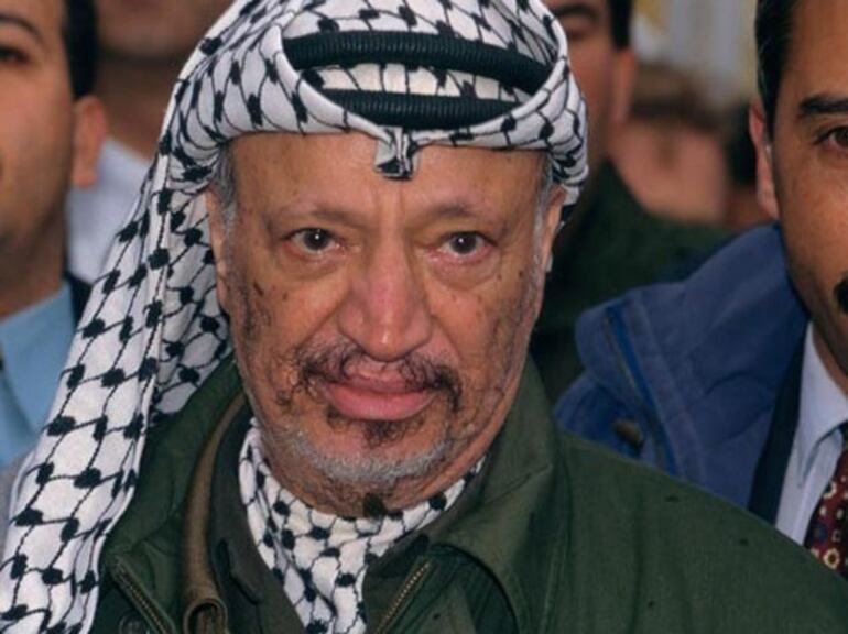 Yaser Arafat, líder de la OLP, regresa a los territorios palestinos en  julio de 1994 tras 27 años de exilio para crear la Autoridad Palestina. (archivo ABC)