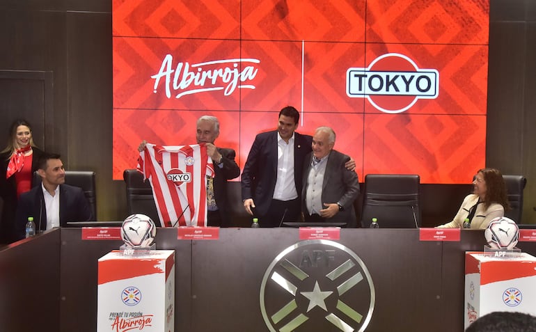 Evento en el que se firmó ayer el acuerdo con el nuevo sponsor de la Albirroja.