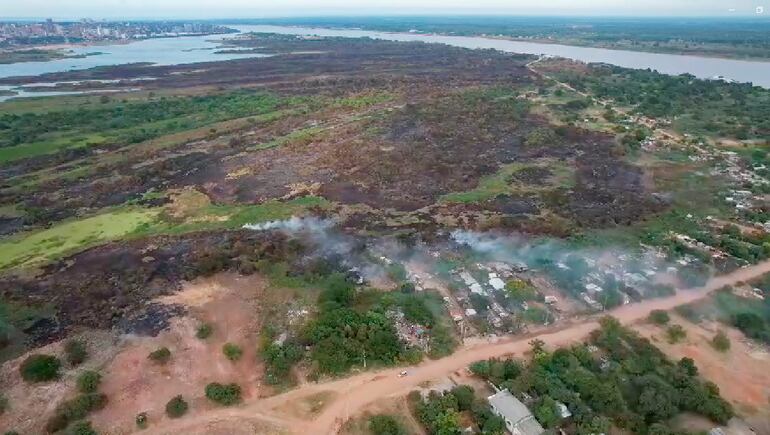 Incendio de Costanera: monitoreo aleatorio con drones no alcanza, reconocen