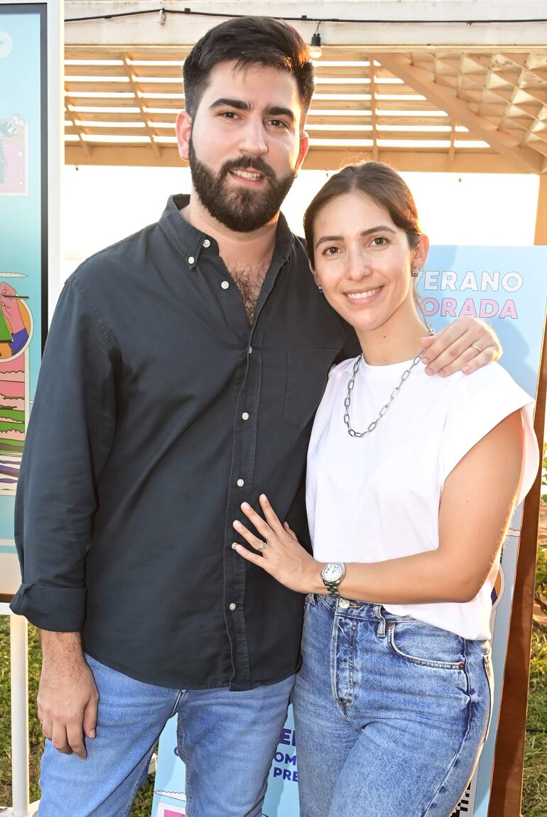 Eugenio Mendonca y Alejandra Ceuppens.