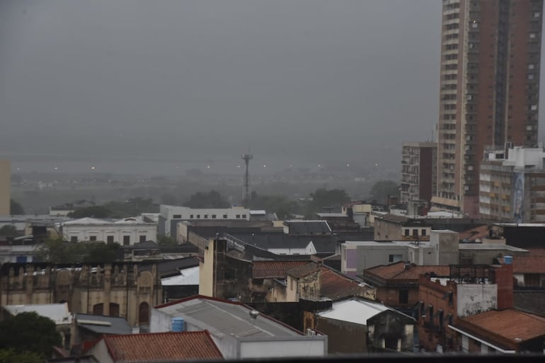 lluvia tormenta Asunción