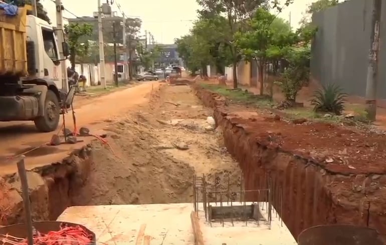 Asunción obras calle reparación Von Zastrow