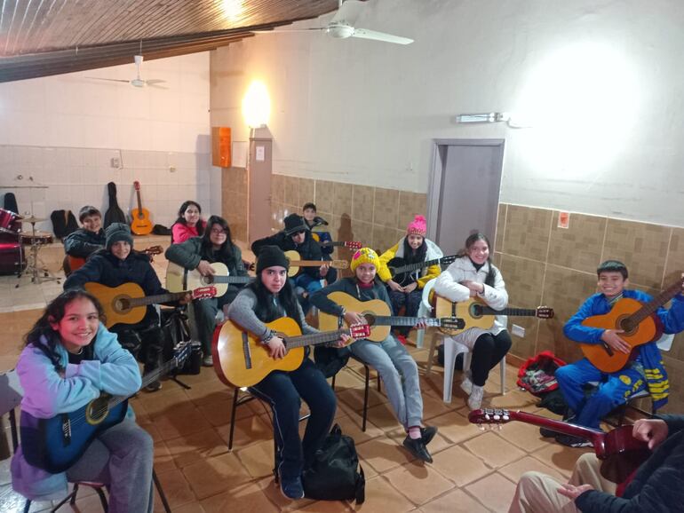 Los alumnos y alumnas del Conservatorio Musical "Jean Martín Fabre", brindarán un concierto de cierre de Seminario.