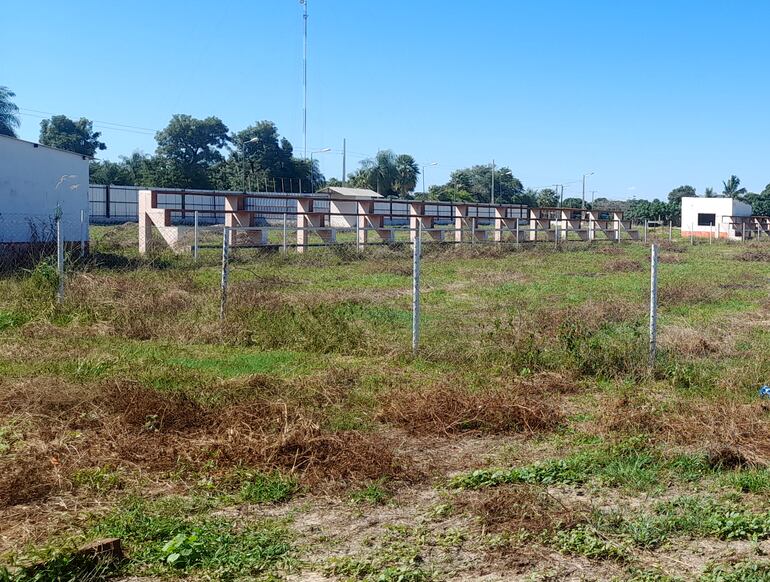 Esto es lo que queda actualmente del estadio municipal que costo más de G. 780 millones.