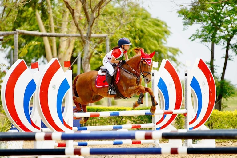 La precoz amazona Clara Vera competirá en el Sudamericano FEI en Ecuador.