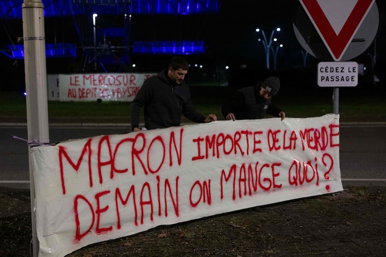 Gremios de agricultores protestan en Francia contra el futuro acuerdo Mercosur-UE.