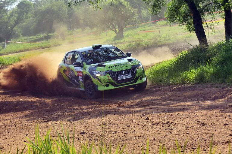 La dupla compuesta por Miguel Franco y David Silguero, estará a bordo de esta unidad Peugeot 208 Rally4 #80, compitiendo en la categoría RC4A, tanto por el Nacional como por el Regional.