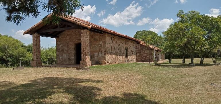 Museo Casa- Oratorio Cabaña de Caapucú.