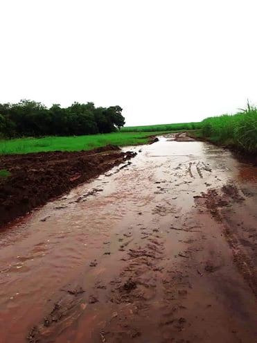 Denuncian camino en mal estado en la compañía Isla Ybaté de Ybycuí.