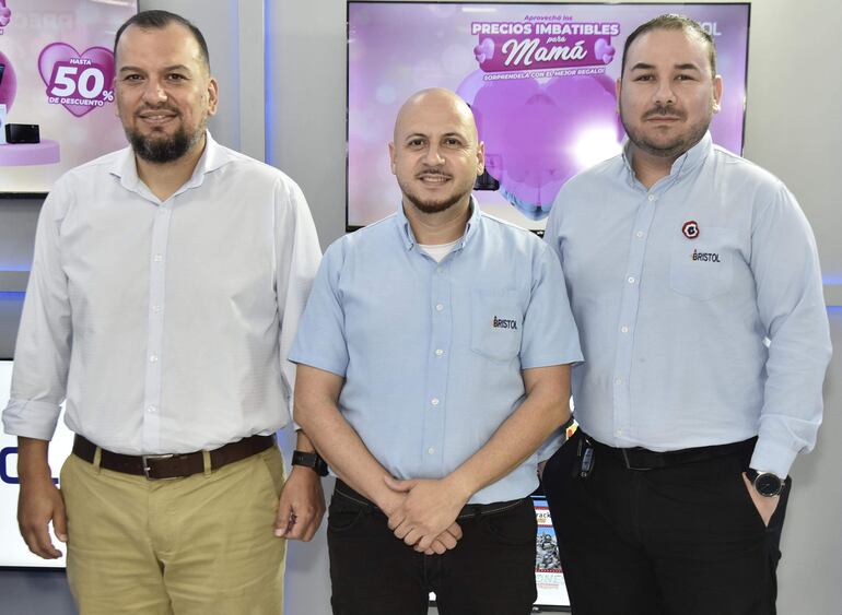 Santiago Oviedo, Saul Gómez y Víctor Cano.