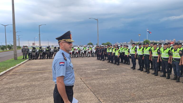 Comisario Principal Carlos Bartolomé Acosta, jefe de dirección departamental de Itapúa.