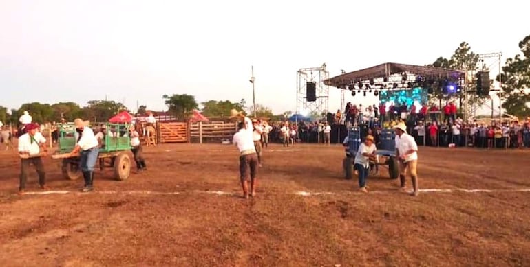 En la XIII edición de la Fiesta Nacional del Arriero en Caapucú se podrá apreciar la carrera de carretas.