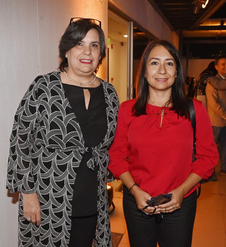 Viviana Da Costa y Rosa González.