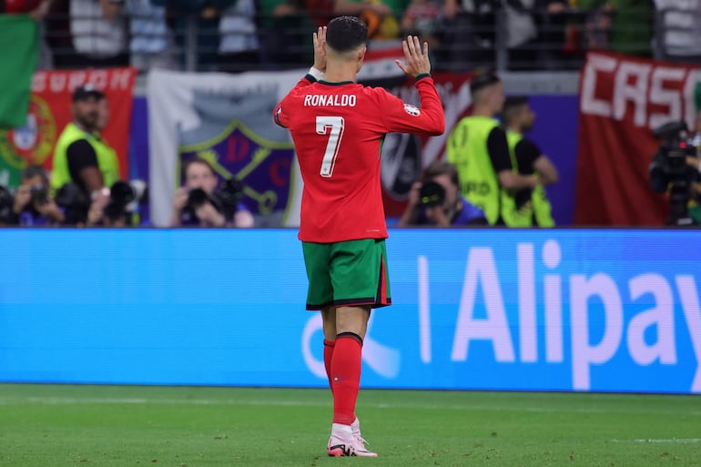 Cristiano Ronaldo, jugador de la selección de Portugal, durante el partido frente a Eslovenia por los octavos de final de la Eurocopa 2024, en Frankfurt, Alemania. 
