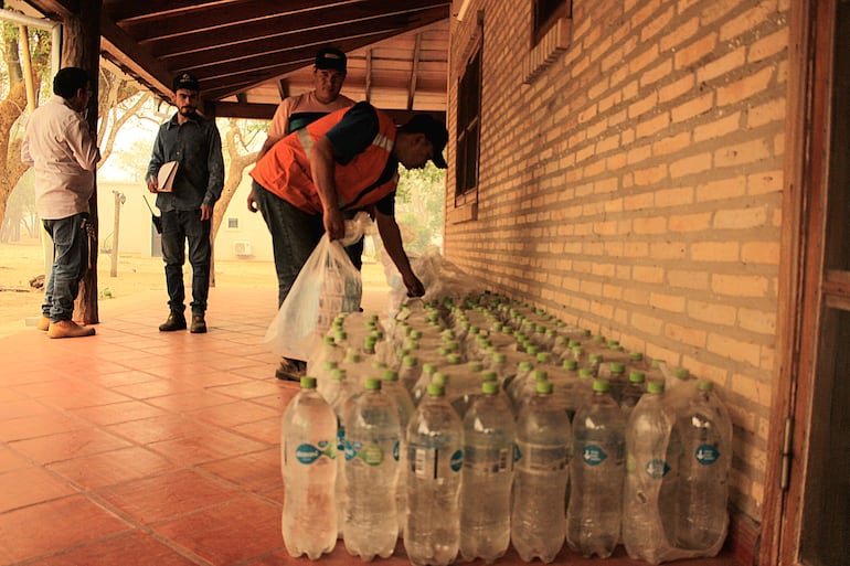 Donaciones de la ciudadanía son trasladadas por el Mades hasta la zona de los incendios.