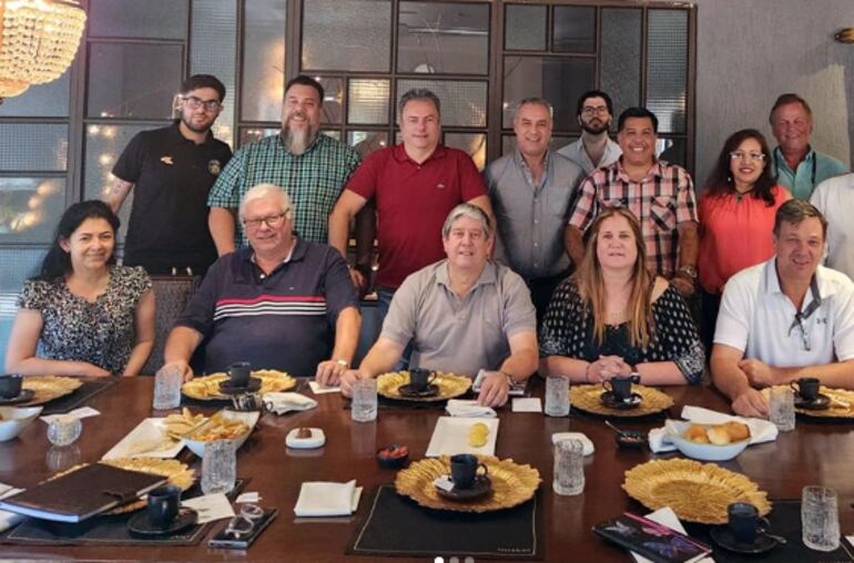 Reunión de delegados de clubes con autoridades de la CPB, con miras a torneos de la temporada 2024.