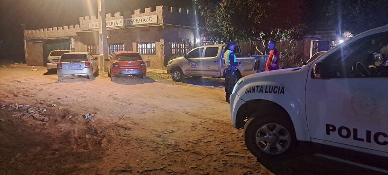 La Policía Nacional desplegó un operativo de búsqueda en hoteles, moteles y hospedajes, ubicados en los diferentes puntos de la ciudad de Villarrica, en el marco de la desaparición del niño Loan Peña.