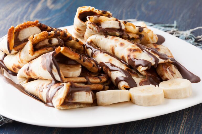 Crepes de banana con chocolate y nutella.