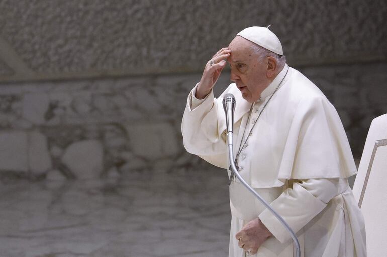 El Papa Francisco celebra su audiencia general semanal en el Aula Pablo VI, Ciudad del Vaticano. EFE/FABIO FRUSTACI