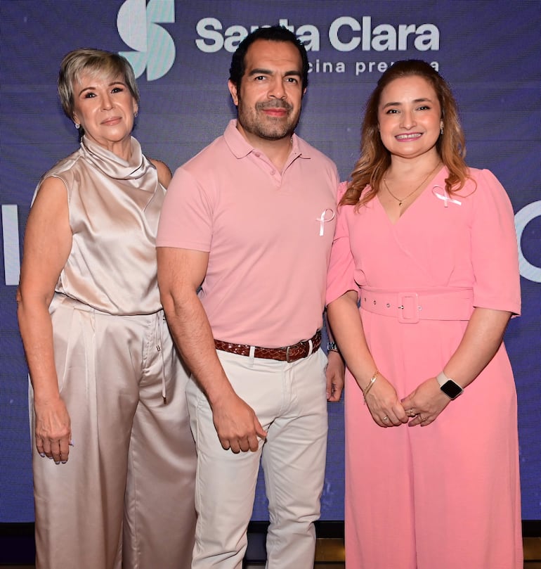 Alicia Guanes, Rodrigo Colmán y Nancy Peralta. 