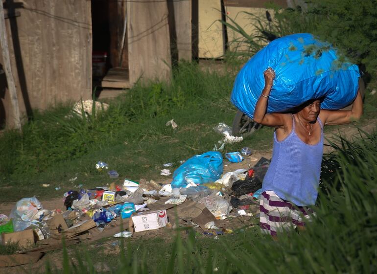 Buscarán limpiar cauces que circundan la Chacarita, la meta es llegar a mil voluntarios.