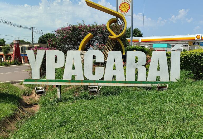 Ypacaraí es reconocida como la "Capital del folclore y la democracia".