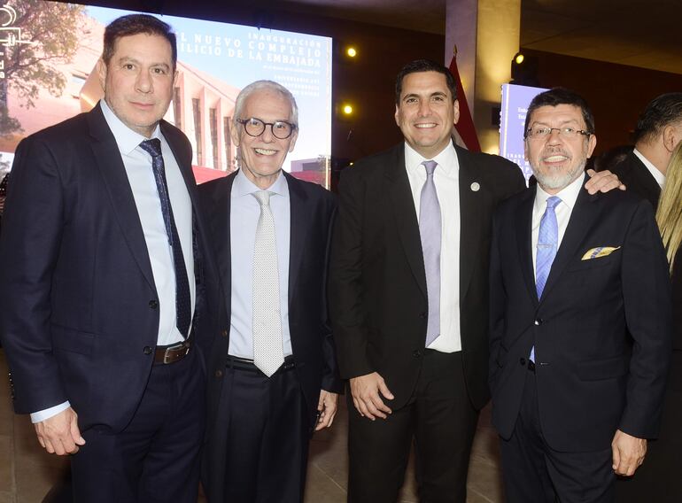 Miguel Figueredo, José Daniel Nasta, Robert Harrison y Ángel Aguilera.