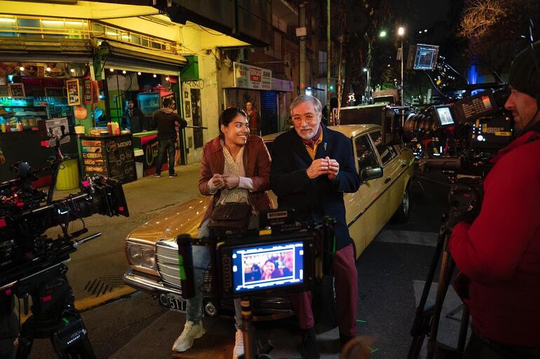 Majo Cabrera y Luis Bradoni en el rodaje de Nada. (Instagram/Majo Cabrera)