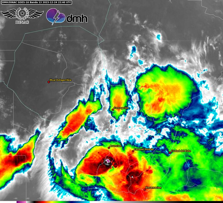 Núcleos de tormentas se desarrollan sobre el territorio nacional en la Nochebuena.