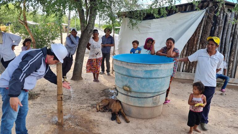 Imagen de archivo. La comunidad Karandilla en la zona de Tte. Irala Fernández recibió agua por primera vez en enero del año pasado.