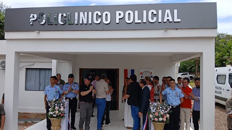 Fachada del nuevo Policlínico Policial.