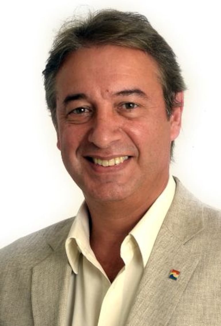 El exsenador Arsenio Ocampos (PPQ) es el suplente del senador Orlando Penner (ANR, HC). 