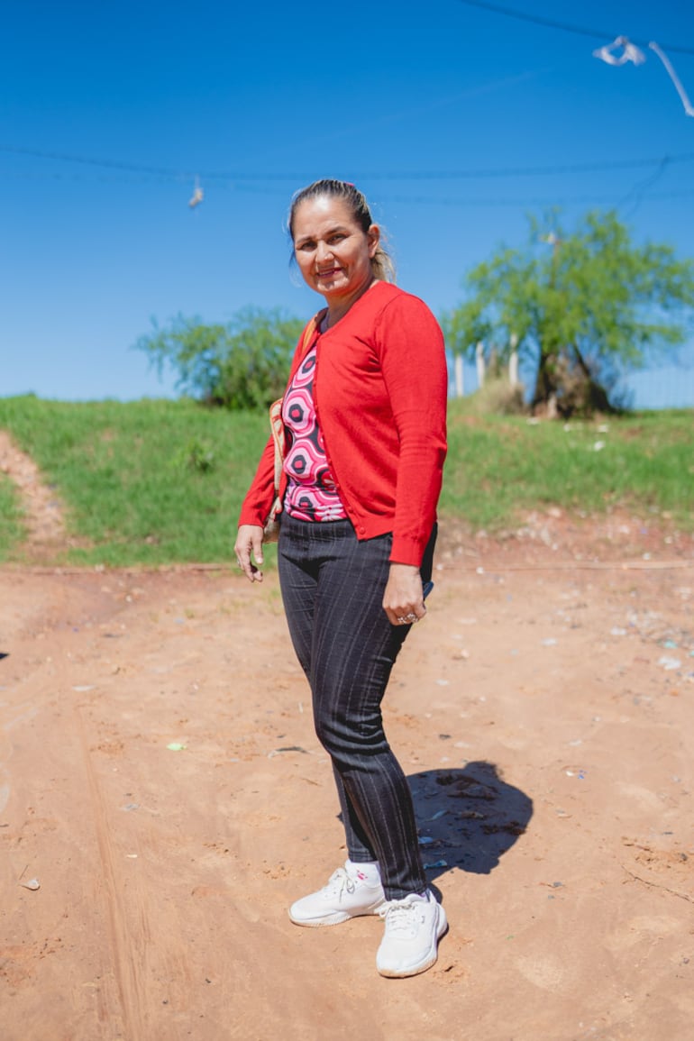 La perseverancia de estas mujeres es aún más admirable considerando los desafíos que enfrentan, incluyendo la realidad de la violencia de género en su comunidad. Librada y sus compañeras se enfrentan a esto con valentía, buscando un futuro mejor para ellas y sus familias.