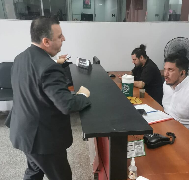 Denuncia de Rodrigo Yodice contra el diputado Yamil Esgaib.