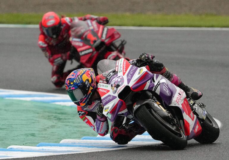 Así transitaba Jorge Martín (#89) en la complicada pista en Motegi, luego de la lluvia.