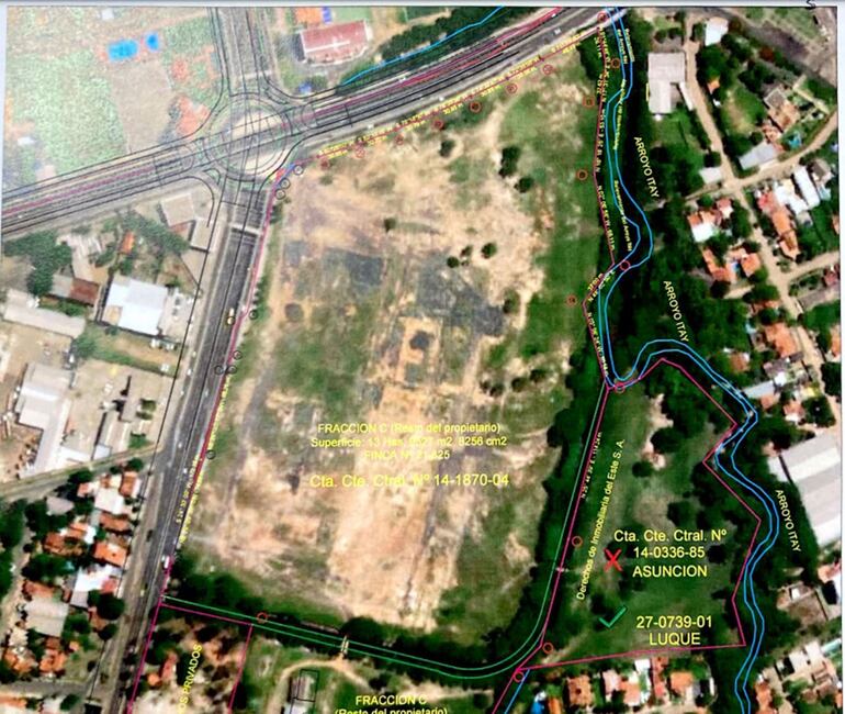 Se desarrolló un conflicto entre Asunción y Luque, en torno a un espacio privado de 2 hectáreas ubicado en la zona de Madame Lynch y Autopista Silvio Pettirossi. El inmueble tiene dos cuentas catastrales, una de Luque y otra de Asunción.