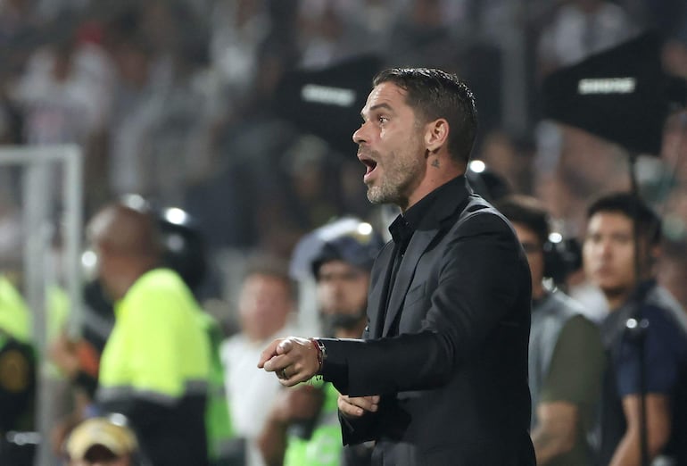 Boca Juniors' coach Fernando Gago reacts during the Copa Libertadores qualification second round first leg football match between Peru's Alianza Lima and Argentina's Boca Juniors at the Alejandro Villanueva stadium in Lima on February 18, 2025. (Photo by ALDAIR MEJIA / AFP)