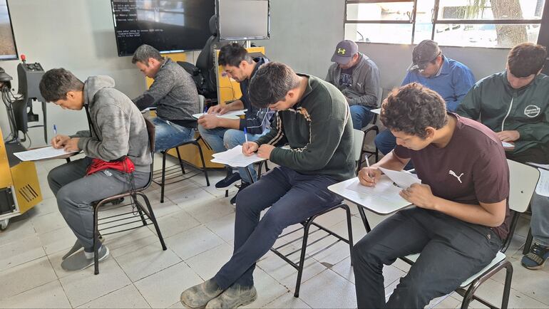 Los trabajadores empíricos pueden acceder hoy a una jornada de certificación ocupacional.