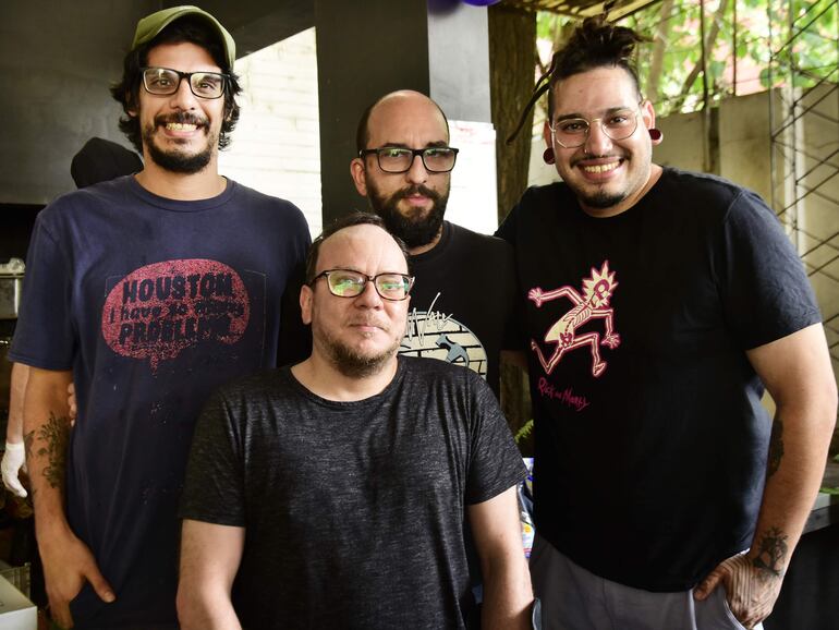 Germán Álvarez, Daniel Arzamendia, Ensoter Fetcita y Diego Rubbini.